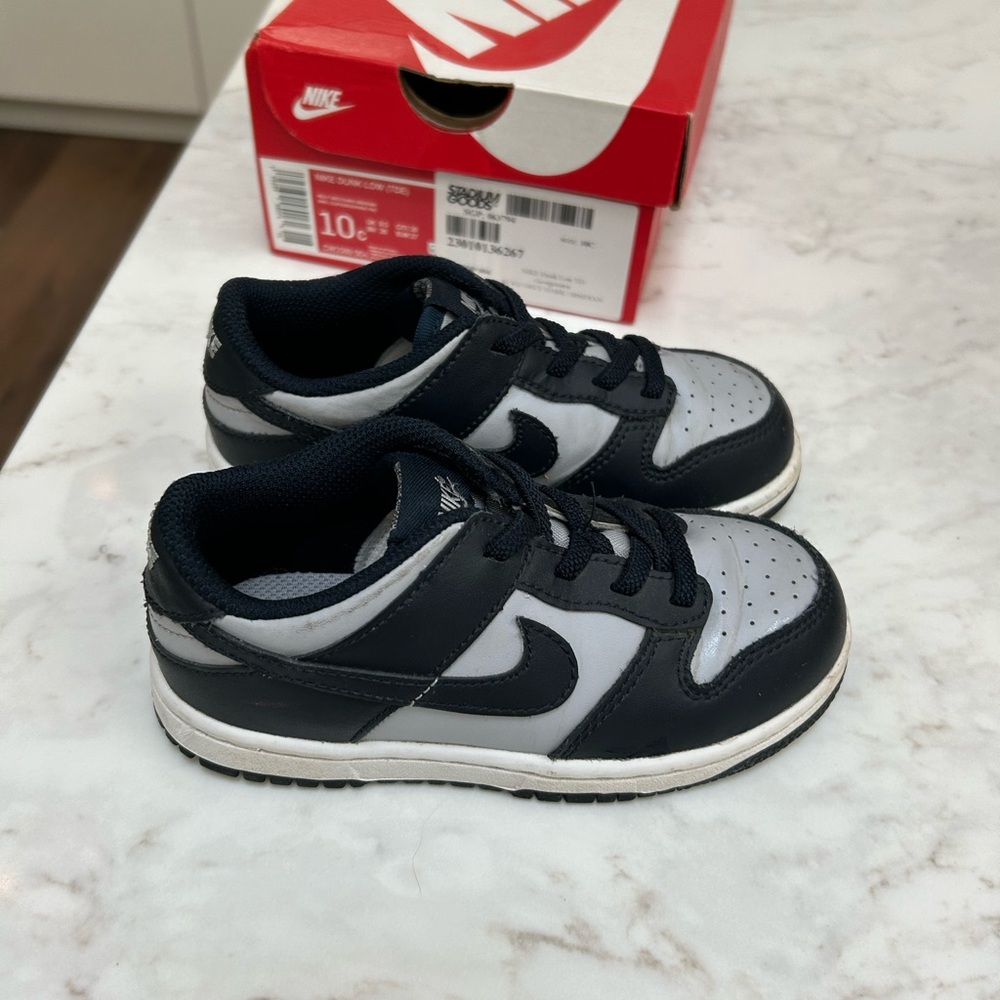 Nike Dunk low- Georgetown (wolf grey/dark obsidian)